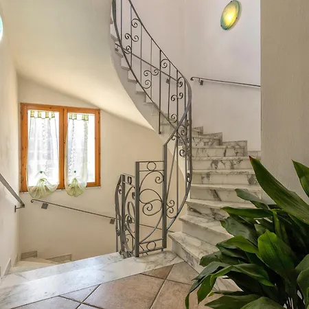 Rosso Marrone Apartamento *