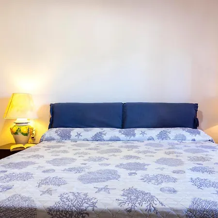 Rosso Marrone Apartamento